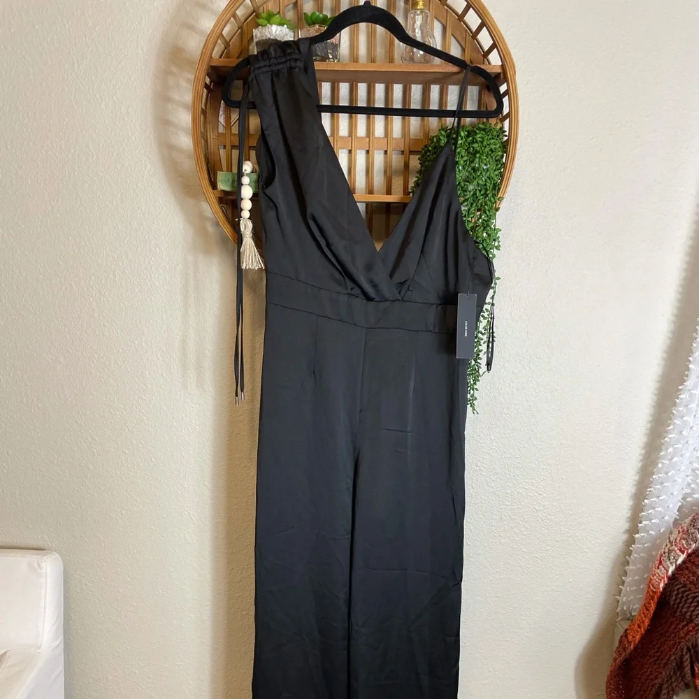NWT Lulus silk one shoulder black pants jumpsuit - Picture 2 of 8